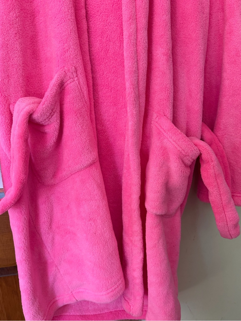 Victoria's Secret Pink Robe - Picture 2 of 5